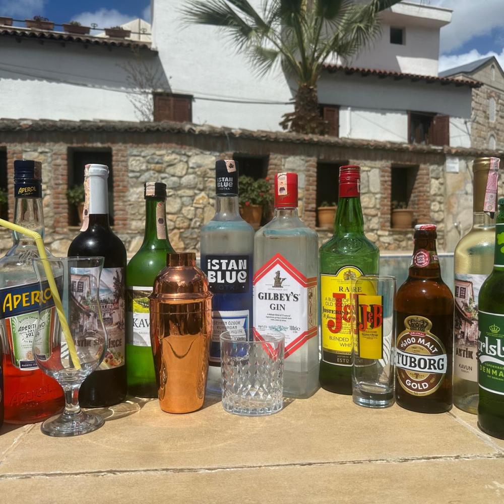 ALKOLLÜ İÇECEKLER